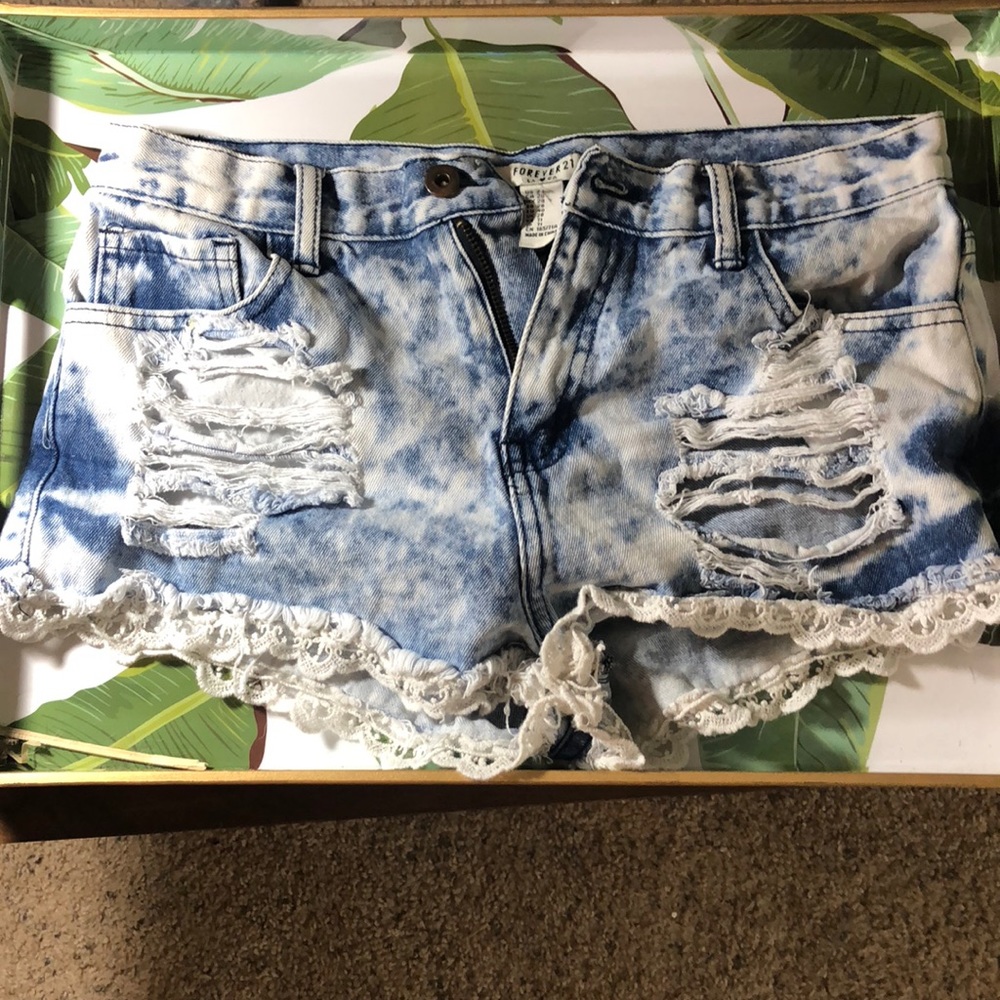 High waisted super sexy short blue jean shorts